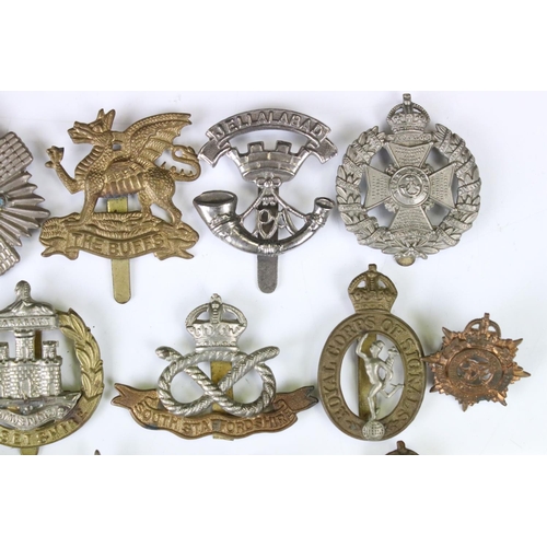 81 - A Small Collection Of British Regimental Badges To Include The Buffs, The Royal Army Service Corps, ... 