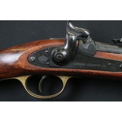 167 - An Antique Muzzle Loading Oakes Percussion Musket / Rifle.