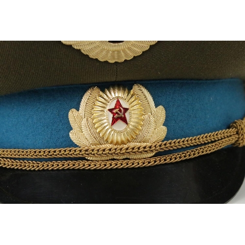 378 - A Russian Military Officer Peaked Cap With Associated Badges.