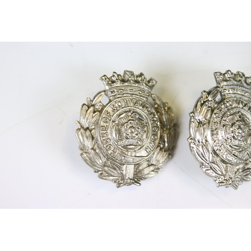 210 - A Pair Of British Military Duke Of Connaught's Own Hampshire Regiment White Metal Collar Badges, Bot... 