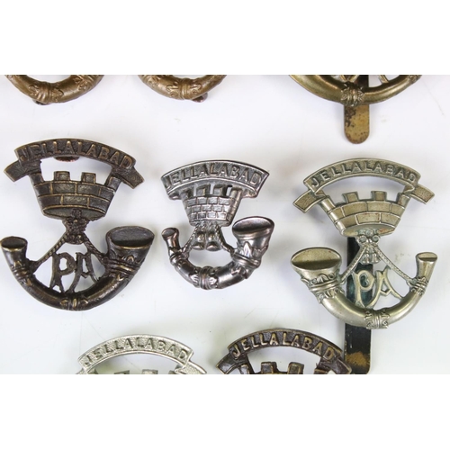 212 - A Collection Of British Military The Somerset Regiment Cap And Collar Badges, Brass And White Metal ... 