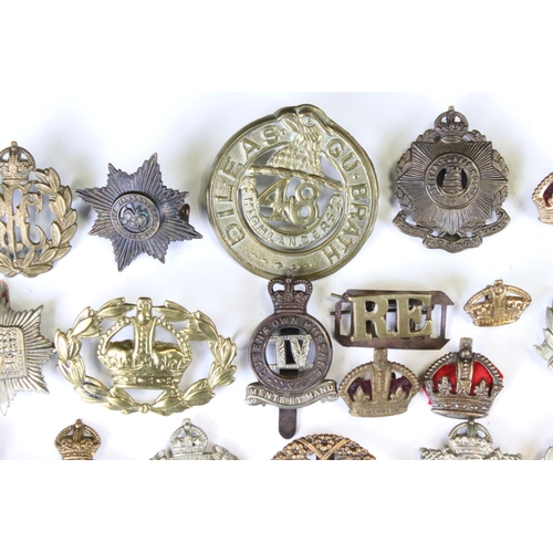 241 - A Collection Of Approx Seventy Mixed Mainly British Military Badges, Titles... etc..