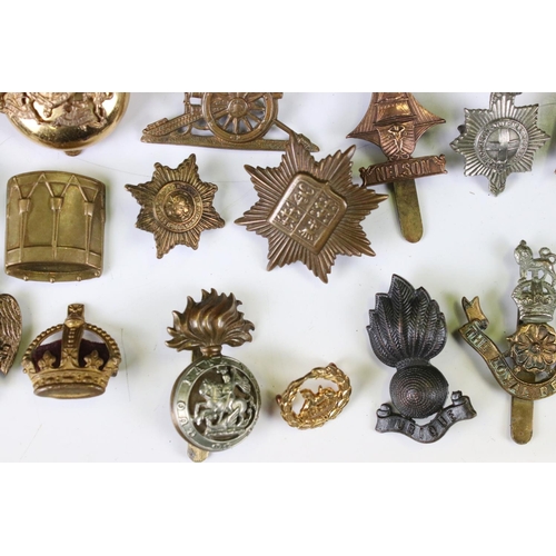 241 - A Collection Of Approx Seventy Mixed Mainly British Military Badges, Titles... etc..