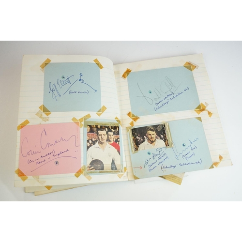 252 - Football, Cricket & Motorsport autographs - Collection of signed notebook pages and autograph book p... 