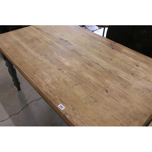 552 - Pine farmhouse scrub top kitchen table with drawer and turned legs, 152cm long x 91cm wide x 78cm hi... 