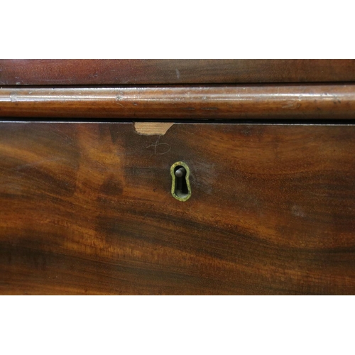 560 - 19th century Large Mahogany Chest of Two Short over Seven Long Drawers, all fitted with turned woode... 