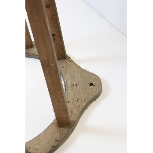 613 - Early 20th century Large Pine ' Rise and Fall ' Airer / Airing Rail, approximately 260cm long