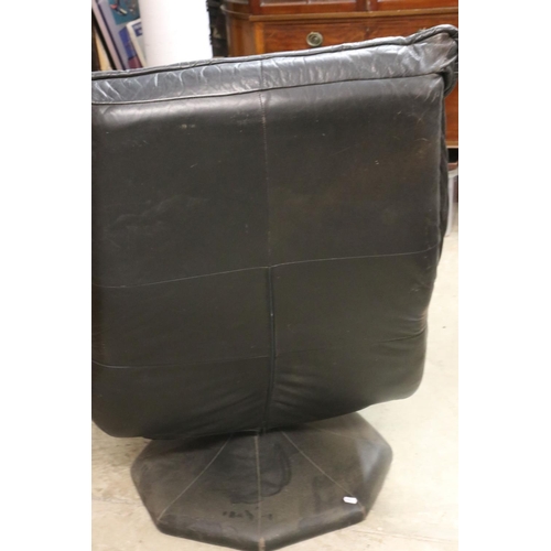 614A - Mid century Retro Black Leather Bucket Swivel Chairs in the manner of Danish designer Bramin, 82cm w... 