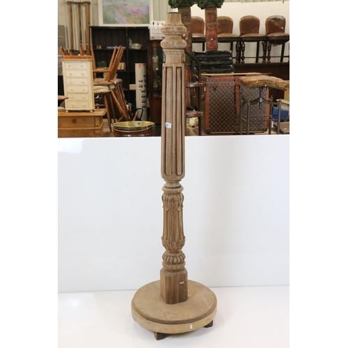 621 - Large Oak Standard Lamp Base, the reeded and foliate carved column raised on a circle base, (lacking... 