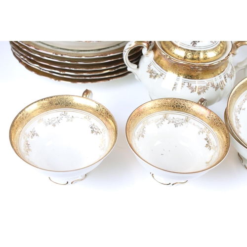 126 - Bavarian Alka Kunst Kronach Tea Service in the Masion pattern comprising Teapot & Lid, Sugar Bowl & ... 