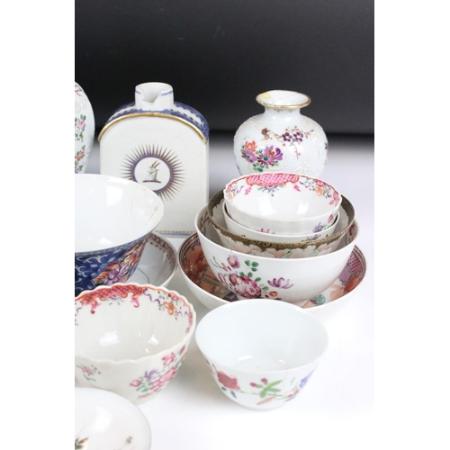 127 - Chinese export porcelain tea cannister (af), together with a group of Chinese, Japanese & Samson por... 