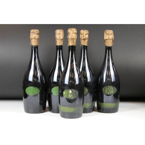 372 - Wine - De Favori Prosecco x 5, 1995 Lys Prosecco x 5 & five other bottles of Prosecco (15 bottles)