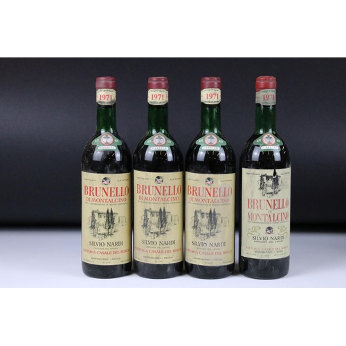 390 - Wine - 1971 Rubesco x 5, 1973 Rosso Morino x 11, 1971 Brunello di Montalcino x 4 & twelve other Ital... 