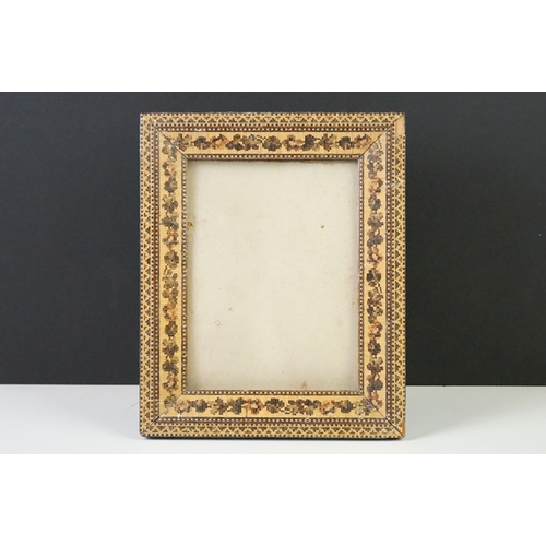 143 - Tunbridge ware style Picture / Photograph Frame with easel back, 19cm x 16cm