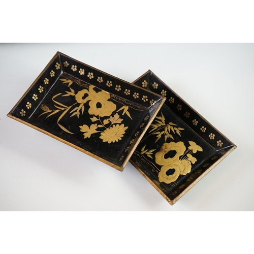 187 - Japanese Black Lacquered Jewellery or Trinket Box with chinoiserie decoration, the lift off lid open... 