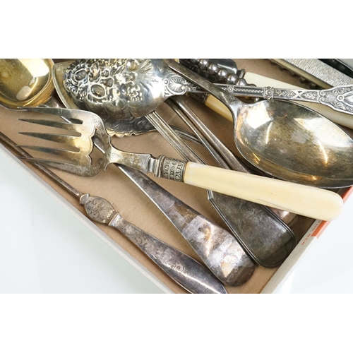 290 - A small collection of antique silver plated cutlery to include serving spoons, basting spoon, berry ... 