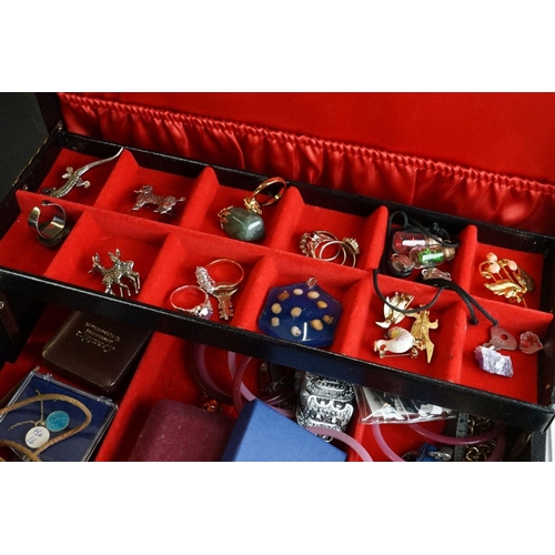 295 - A large collection of vintage and contemporary costume jewellery to include gem set and silver examp... 