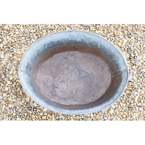 528 - Large Galvanised Oval Bath Tub / Garden Planter, 82cm long x 28cm high