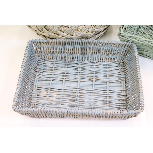 324 - Group of four baskets