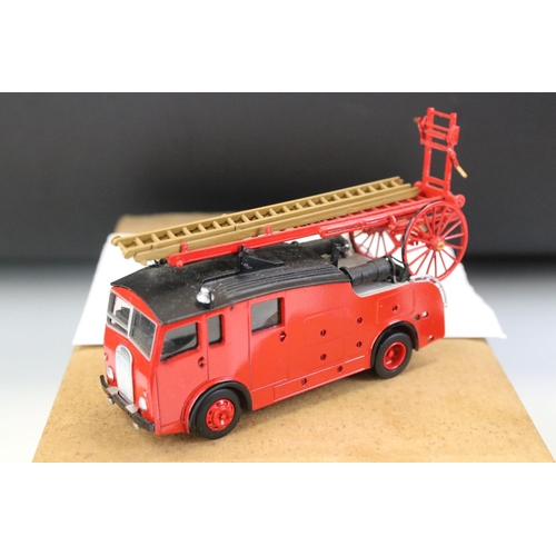 1314 - Boxed Phoenix World Dennis Rolls F12 Pump Escape diecast model (diecast appears vg), together with a... 