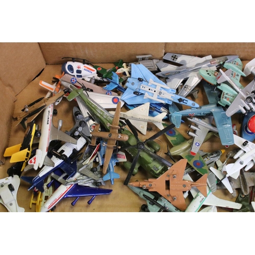 1261 - Around 80 mid 20th C onwards diecast model aircraft, to include Dinky, Timpo Toys, Corgi, Matchbox, ... 