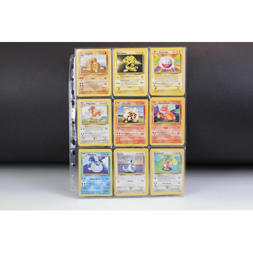 1427 - Pokémon Trading Cards - Complete Wizards Of The Coast Pokemon Base Set cards, no shadowless cards, 2... 