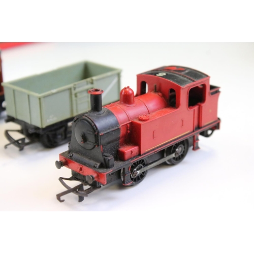 129A - Boxed Hornby OO gauge Eddie Stobart R2507 0-4-0 Locomotive Monica Pitman, 4 x boxed Hornby Eddie Sto... 