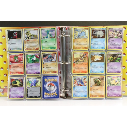 1512 - Pokémon Trading Cards - Near complete Pokemon Dragon Frontiers card Set including Charizard Star 100... 