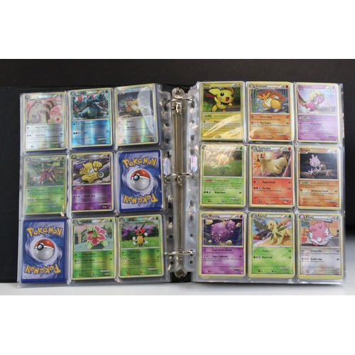 1535 - Pokémon Trading Cards - Near Complete Pokemon HeartGold & SoulSilver Card Set including Staff Pre Re... 