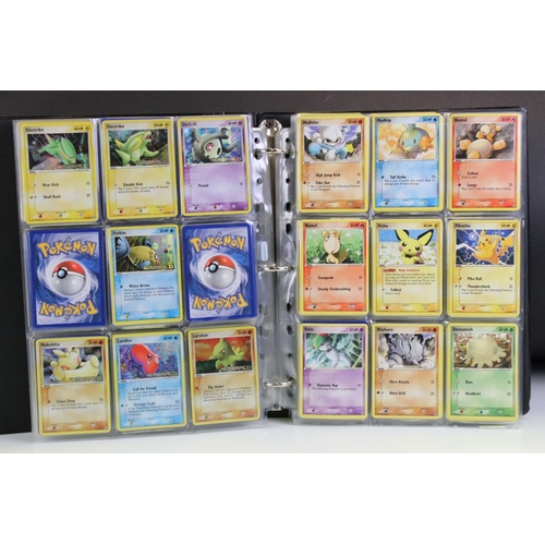 1542 - Pokémon Trading Cards - Near Complete Pokemon EX Emerald card set including 2 x Raichu EX 97/106, 3 ... 