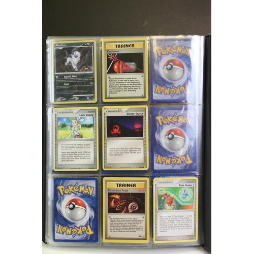 1560 - Pokémon Trading Cards - Large collection Of Pokemon Cards to include common, uncommon, rare, holo ra... 