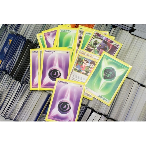 1560A - Pokémon Trading Cards - Large collection Of Pokemon Cards to include common, uncommon, rare, holo ra... 