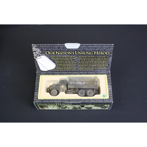 1039 - 10 Boxed Corgi 1/50 military diecast models to include 7 x World War II Series 1 featuring 3 x M4 A3... 