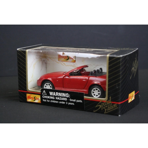 1129 - 36 Boxed diecast models to include 22 x Burago 1/43 Street Fire models, 5 x Teamsters, 3 x Maisto sp... 