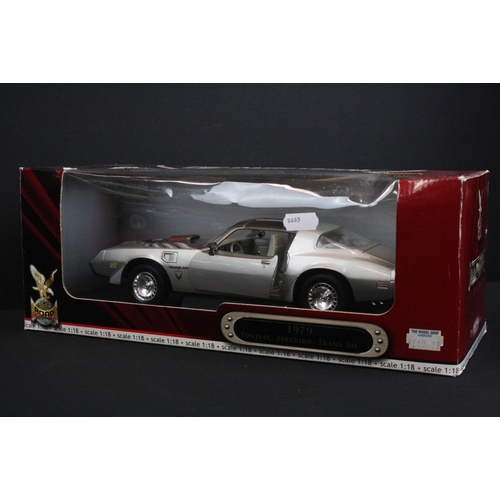 1132 - Eight Boxed diecast models, 1:16 to 1:24 scale, to include Revell 08978 Auto Union 1000 S Coupe, Eag... 