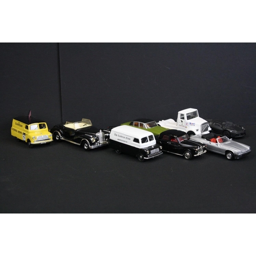 1140 - 12 Boxed Matchbox Models of Yesteryear diecast models plus 24 unboxed contemporary diecast models to... 