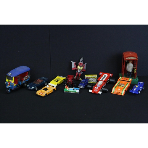 1143 - Large collection of diecast & plastic models to include Corgi, Maisto, Majorette, Solido, Matchbox a... 