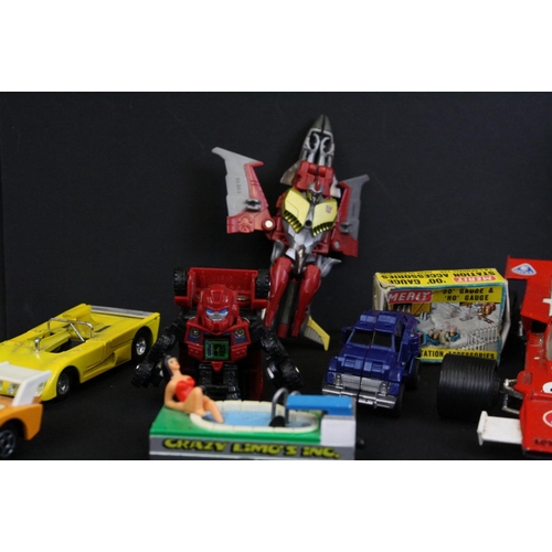 1143 - Large collection of diecast & plastic models to include Corgi, Maisto, Majorette, Solido, Matchbox a... 