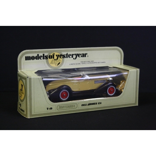 1154 - 29 Boxed & carded diecast models to include 24 x Matchbox Models of Yesteryear ( 2 x multi car sets)... 