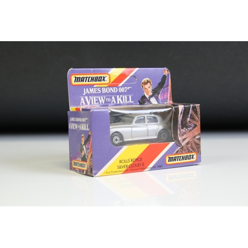 1019 - Boxed Matchbox James Bond 007 Licence To Kill diecast model set (complete), together with 2 x Matchb... 