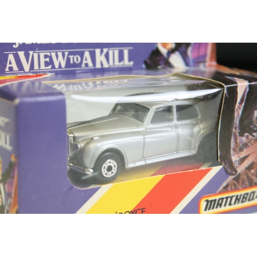 1019 - Boxed Matchbox James Bond 007 Licence To Kill diecast model set (complete), together with 2 x Matchb... 