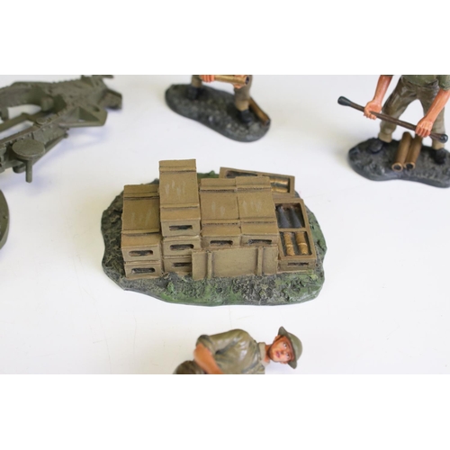 153 - Boxed Britains World War II British 25PD Field Piece With Crew metal figure set, no. 17587, plus a b... 