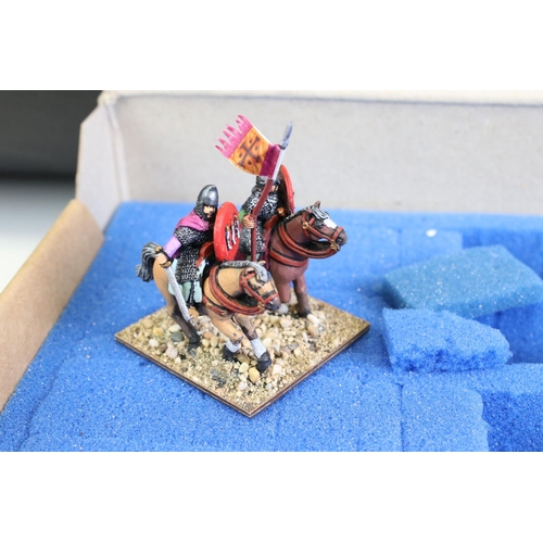 173 - Games Workshop / Fantasy Gaming - Around 40 painted metal figures contained within 2 x KR Multi Case... 