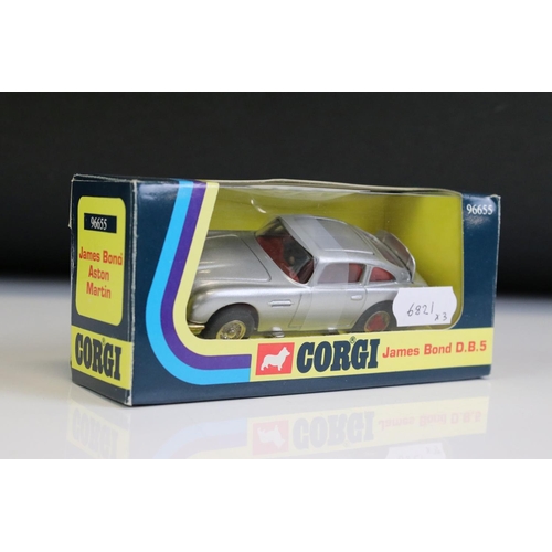 1354 - Two Boxed Corgi James Bond diecast models to include 926 Stromberg Helicopter (diecast gd with the o... 