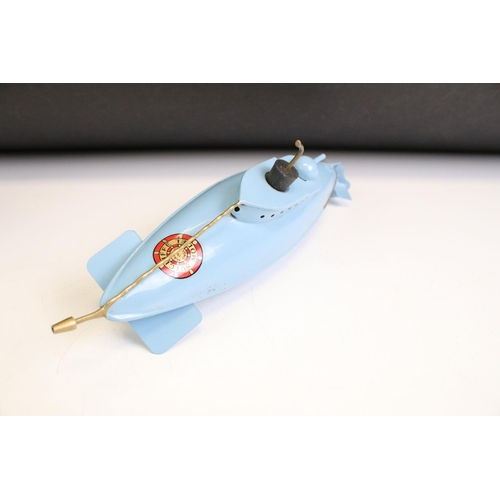 1301A - Boxed Sutcliffe Model tinplate Unda Wunda clockwork diving submarine in pale blue, with key (an area... 