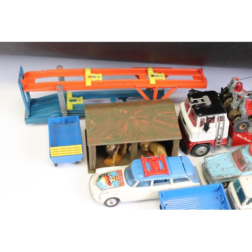 1313 - 37 Mid 20th C play worn diecast models to include Corgi, Matchbox and Husky, featuring Husky Hoynor ... 