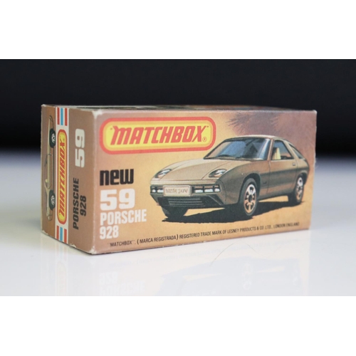 1377 - Matchbox 75 Trade Box containing 13 x boxed Matchbox Superfast & Rolamatics diecast models to includ... 