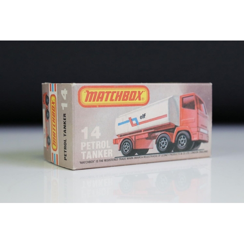 1377 - Matchbox 75 Trade Box containing 13 x boxed Matchbox Superfast & Rolamatics diecast models to includ... 