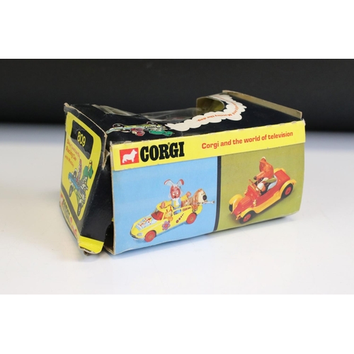 1385 - Boxed Corgi Comics 809 Dick Dastardly Racing Car diecast model, diecast excellent, tatty box with wi... 