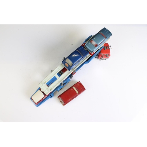 1388 - Boxed Corgi Gift Set 41 Car Transporter and 6 Cars, diecast in a good play worn condition, box grubb... 